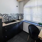 Safari House - 3*