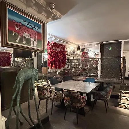 Safari House - Bed & Breakfast Visla