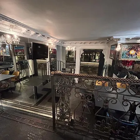 Safari House - B&B 비스와