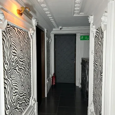 Safari House -