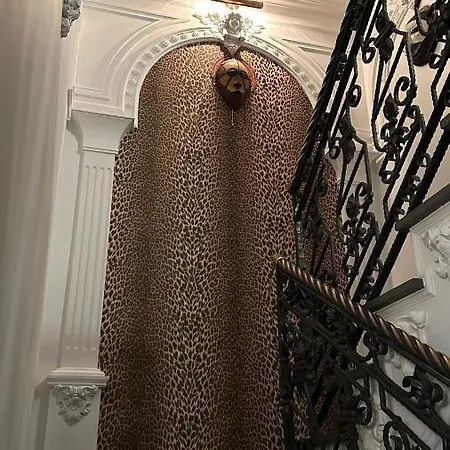 B&B Safari House - 비스와
