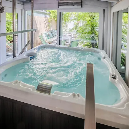 B&B Safari House - 비스와