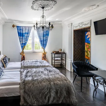 Safari House -