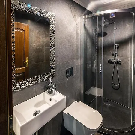 B&B Safari House - 비스와