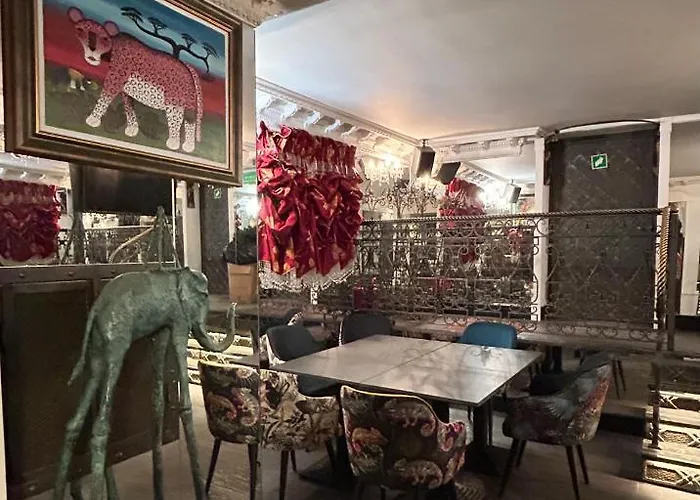 Safari House - Bed & Breakfast Wisla