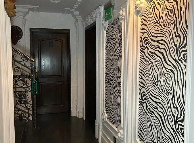 Bed & Breakfast Safari House - 3*