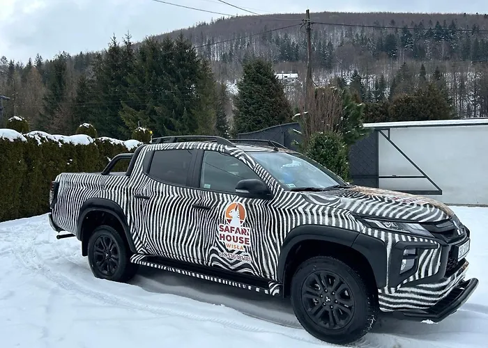 Safari House - Bed & Breakfast Wisla