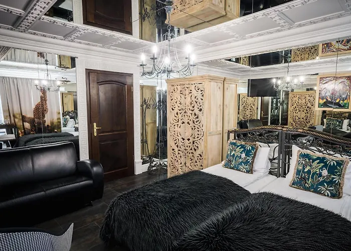 Bed & Breakfast Safari House -