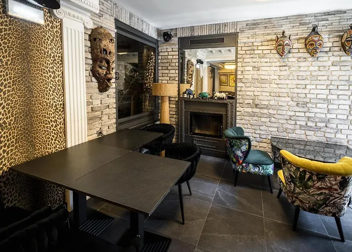 Bed & Breakfast Safari House -