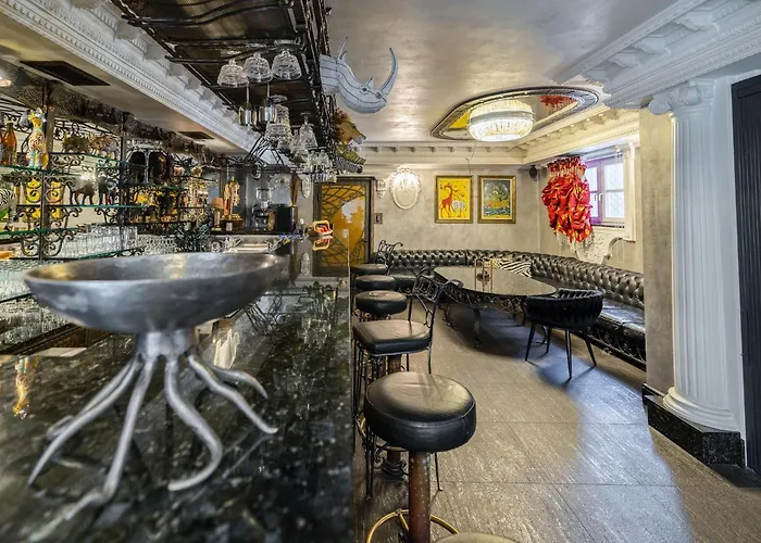 Safari House - Bed & Breakfast Wisla